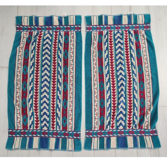 Vintage Santens Santa Fe Burgundy Aztec Geometric 80's Bath Towel Set of 2 - Picture 1 of 6
